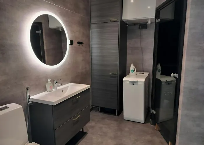 아파트 Convenient For 2 With Sauna *